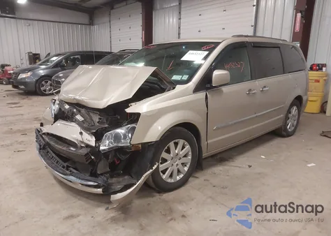 2016 Chrysler Town & Country Touring z USA, uszkodzony, nr VIN 2C4RC1BG4GR128157